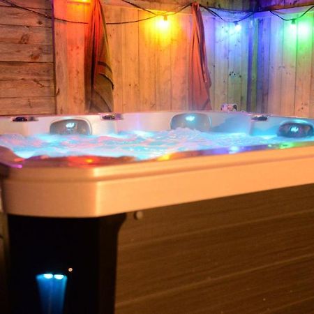 Roulotte Gites O Bien-Etre Massage Spa Sejour Bien-Etre En Hebergement Insolite Roulotte Karantez Ou En Gites Melon Ou Yock A 800 M Des Plages Maison D'Hote Drogou Порсподе Экстерьер фото